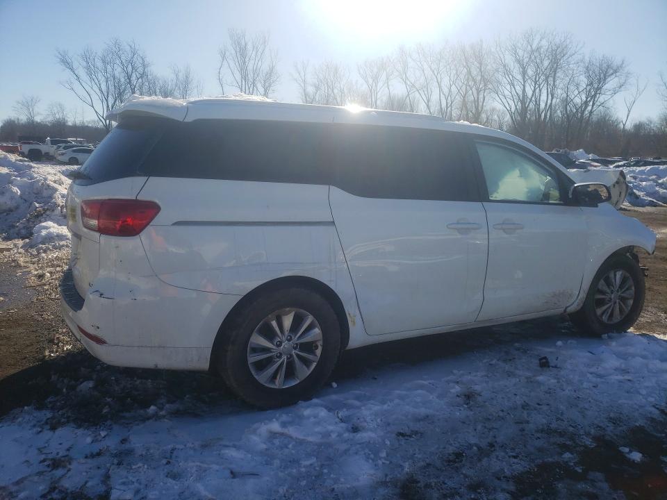 Photo 3 from auction – 2016 KIA SEDONA with VIN KNDMB5C10G6192797