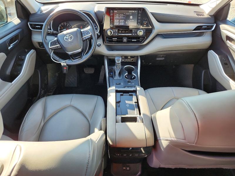 Photo 8 from auction – 2021 TOYOTA HIGHLANDER with VIN 5TDGZRAH2MS534150