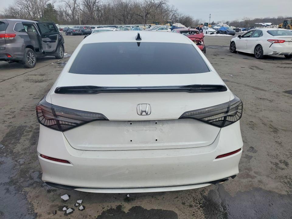 Photo 6 from auction – 2022 HONDA CIVIC with VIN 2HGFE2F5XNH556167