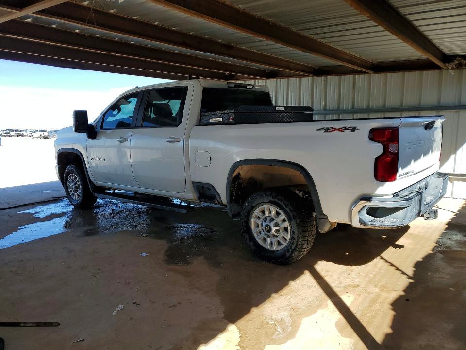 Photo 2 from auction – 2021 CHEVROLET SILVERADO with VIN 1GC4YNE78MF283554