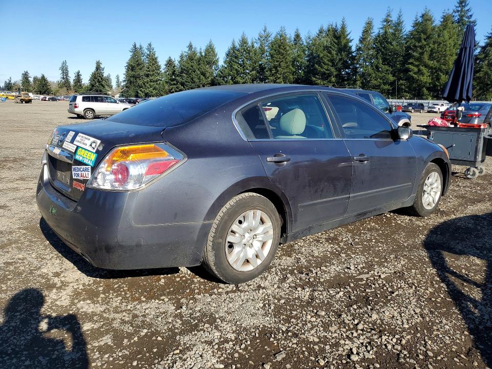 Photo 3 from auction – 2011 NISSAN ALTIMA BAS with VIN 1N4AL2AP0BN493810