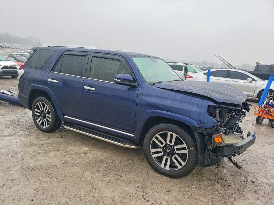 Photo 4 from auction – 2016 TOYOTA 4RUNNER with VIN JTEZU5JR4G5147811