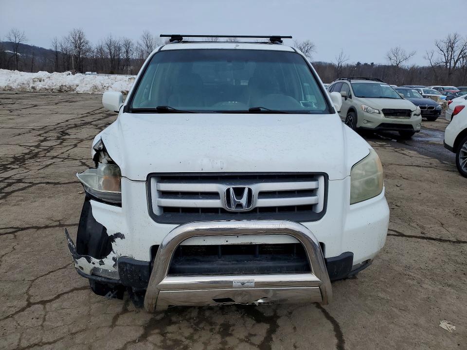 Photo 5 from auction – 2006 HONDA PILOT EX with VIN 5FNYF18576B014088