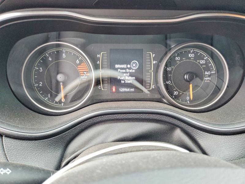 Photo 9 from auction – 2019 JEEP CHEROKEE L with VIN 1C4PJLLB2KD331894