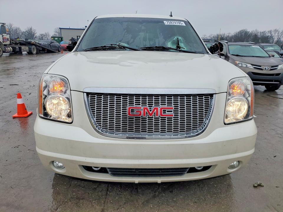 Photo 5 from auction – 2011 GMC YUKON XL K with VIN 1GKS2KE38BR162656