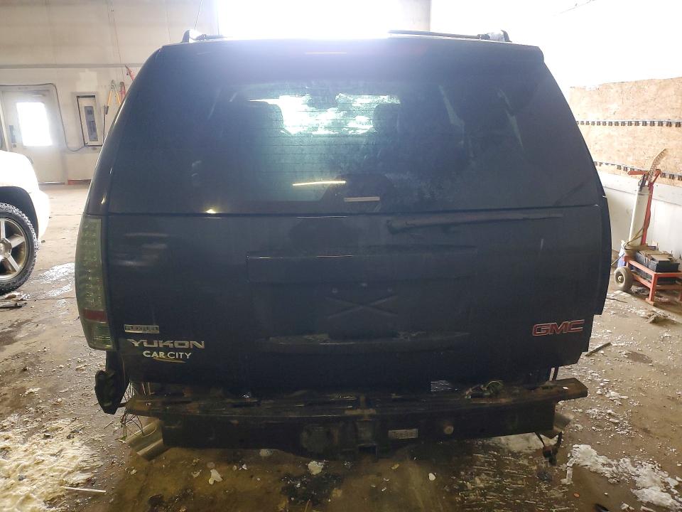 Photo 6 from auction – 2011 GMC YUKON DENA with VIN 1GKS1EEF3BR292228