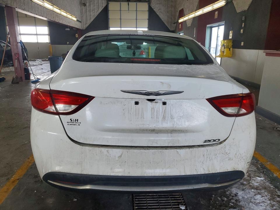 Photo 6 from auction – 2015 CHRYSLER 200 with VIN 1C3CCCAB5FN541910
