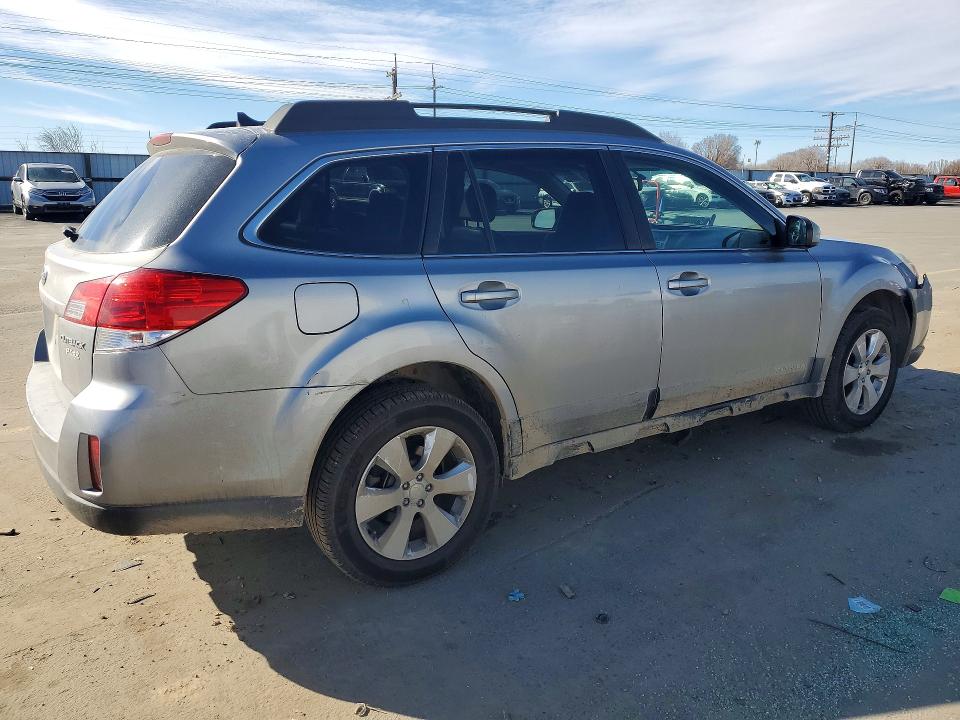 Photo 3 from auction – 2011 SUBARU OUTBACK 2. with VIN 4S4BRBKC8B3313005
