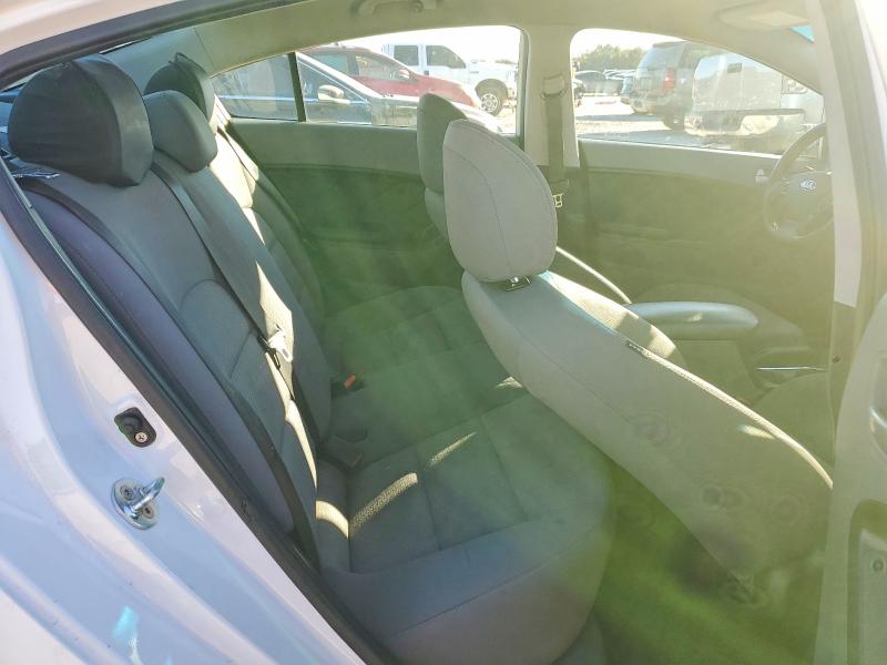 Photo 10 from auction – 2017 KIA FORTE with VIN 3KPFK4A7XHE051824