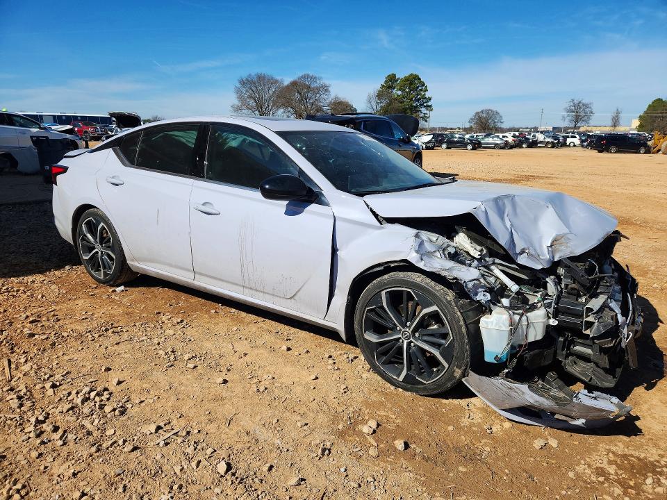 Photo 4 from auction – 2024 NISSAN ALTIMA with VIN 1N4BL4CV9RN358735