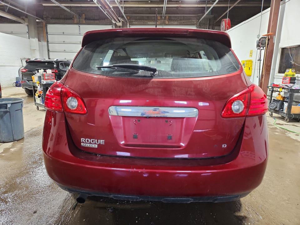 Photo 6 from auction – 2015 NISSAN ROGUE SELECT with VIN JN8AS5MV9FW769334