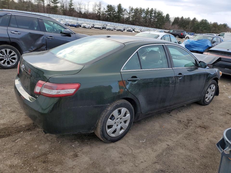 Zdjęcie 3 z aukcji – 2011 TOYOTA CAMRY BASE z VIN 4T1BF3EK2BU592334