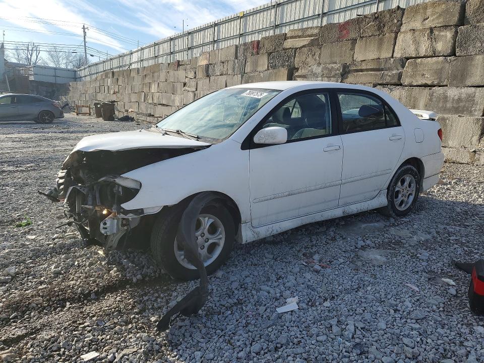TOYOTA COROLLA CE 2004 مع رقم تعريف المركبة 1NXBR32E14Z210951 - صورة من المزاد