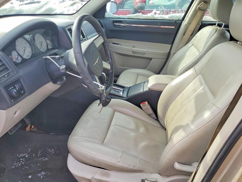 Photo 7 from auction – 2006 CHRYSLER 300 with VIN 2C3KA53G86H477666