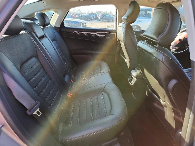 Photo 10 from auction – 2015 FORD FUSION with VIN 3FA6P0LU3FR275512