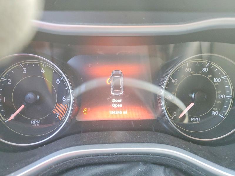Photo 9 from auction – 2014 JEEP CHEROKEE with VIN 1C4PJMDB4EW151491