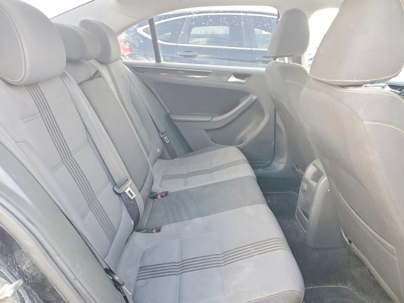 Photo 10 from auction – 2017 VOLKSWAGEN JETTA with VIN 3VWB67AJ1HM310932