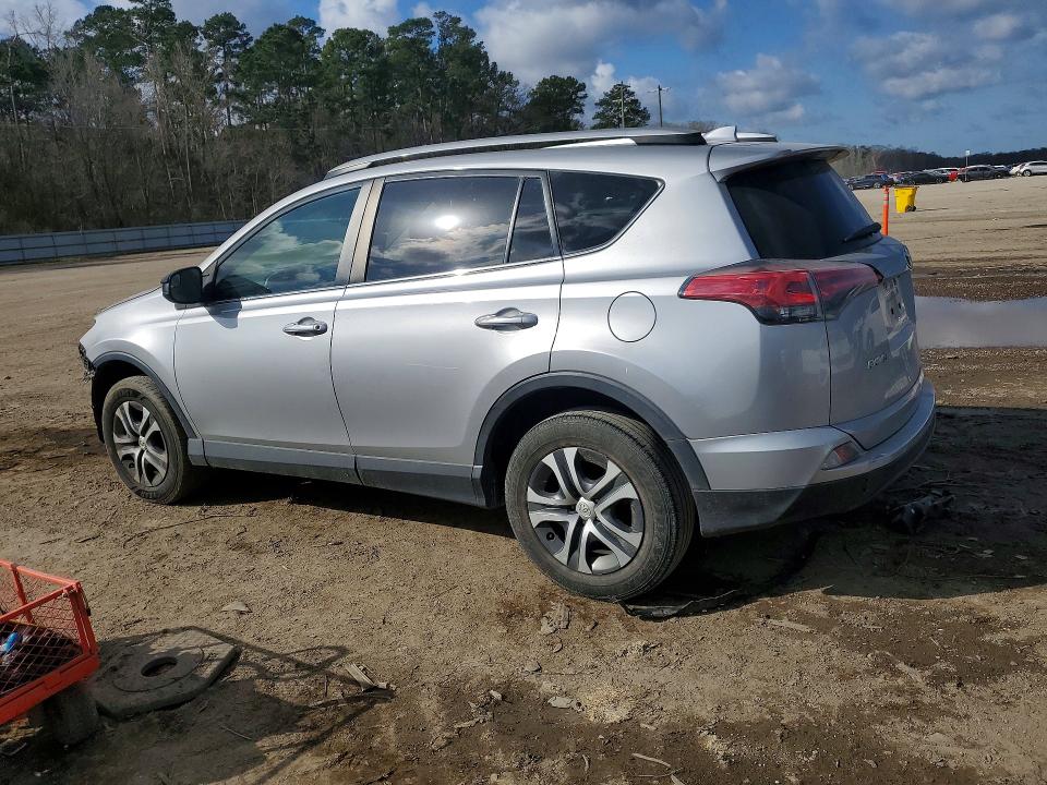 Photo 2 from auction – 2017 TOYOTA RAV4 with VIN 2T3ZFREV1HW399961