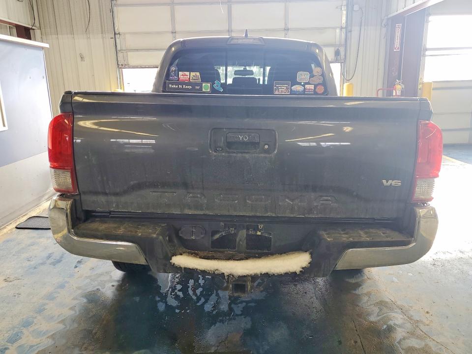 Photo 6 from auction – 2017 TOYOTA TACOMA with VIN 3TMCZ5AN3HM078095