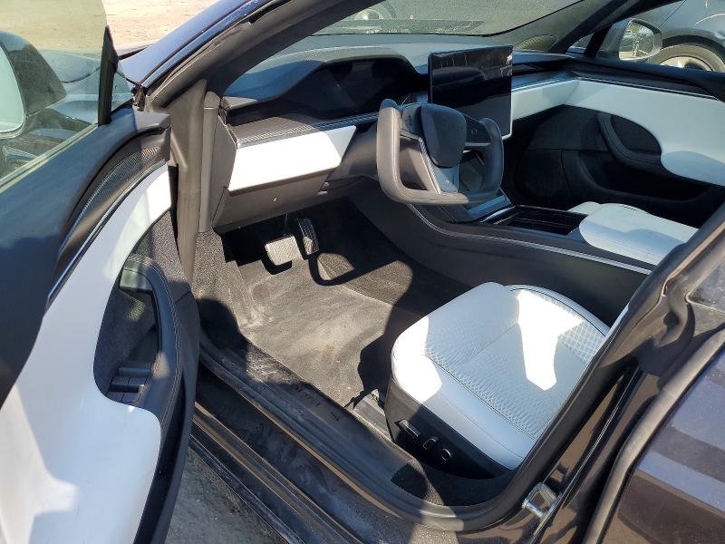 Photo 8 from auction – 2023 TESLA MODEL S with VIN 5YJSA1E67PF528820