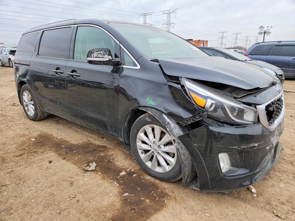 Photo 4 from auction – 2017 KIA SEDONA with VIN KNDMC5C15H6256668