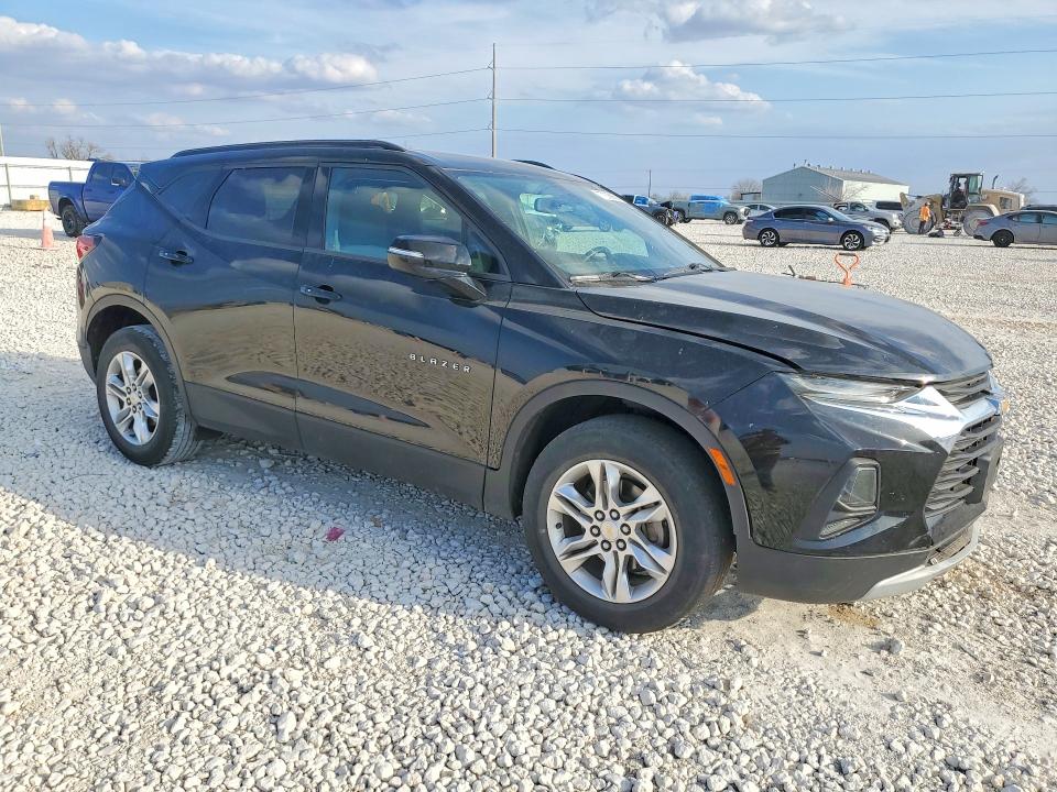 Photo 4 from auction – 2020 CHEVROLET BLAZER with VIN 3GNKBCRS2LS575231