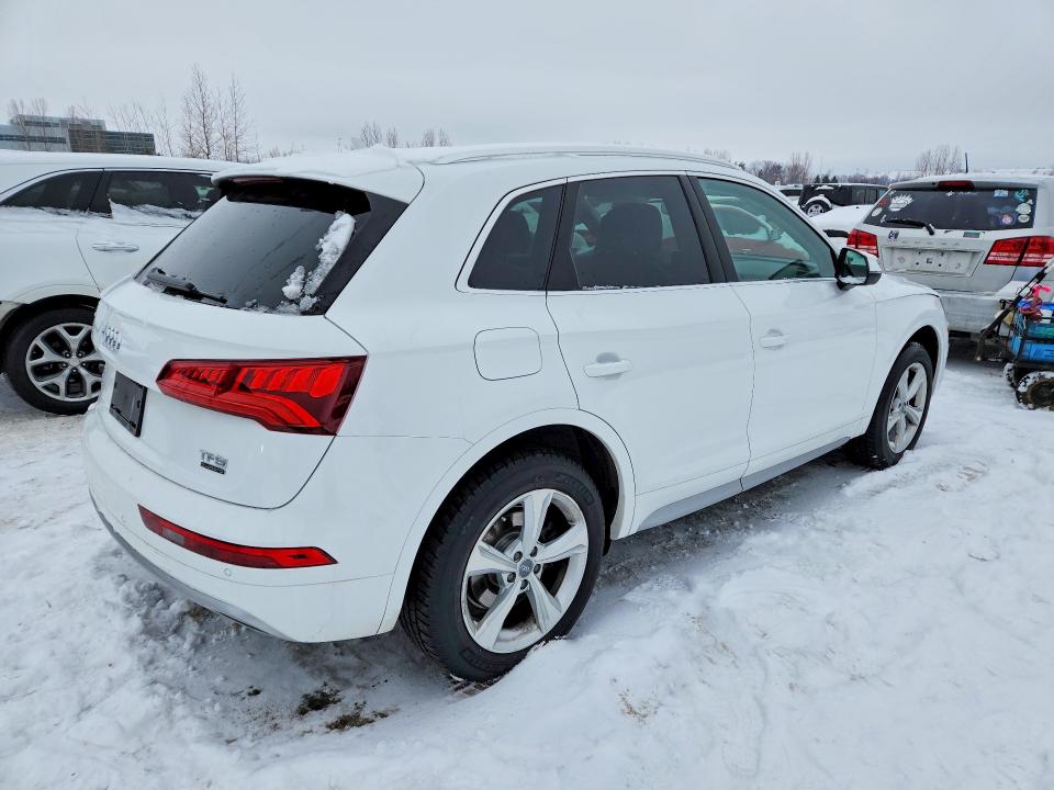 Photo 3 from auction – 2018 AUDI Q5 PREMIUM with VIN WA1BNAFY1J2101173