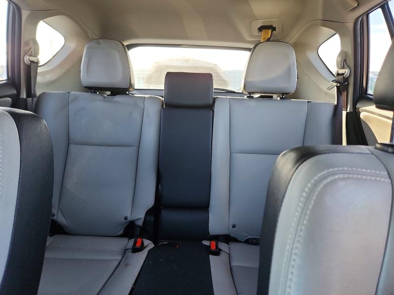 Photo 10 from auction – 2016 TOYOTA RAV4 LIMIT with VIN JTMDFREV0GD183122