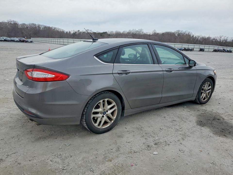 Photo 3 from auction – 2014 FORD FUSION with VIN 3FA6P0H71ER338639