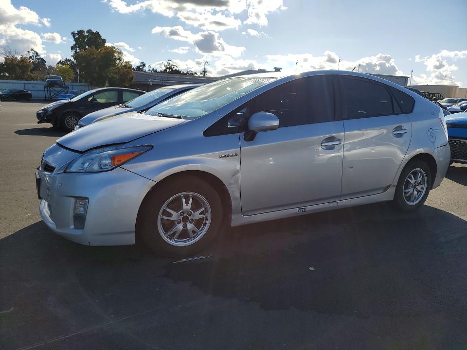 TOYOTA PRIUS 2011 with VIN JTDKN3DU2B1476062 - Photo from auction