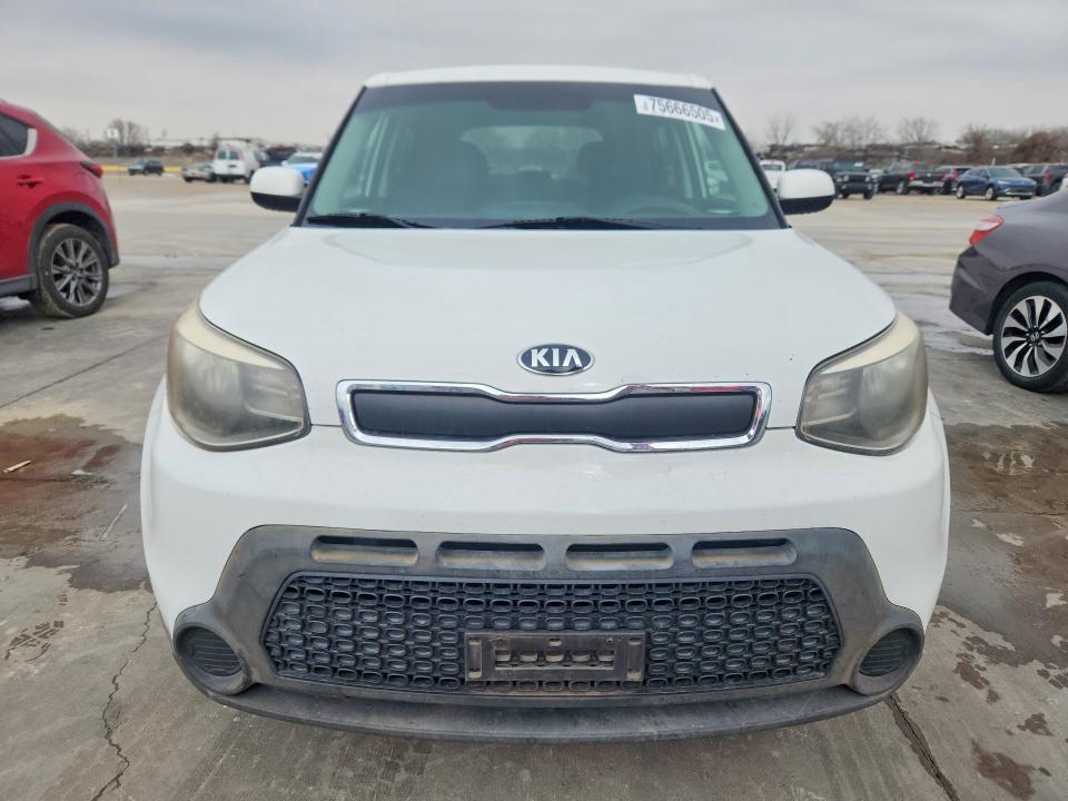 Photo 5 from auction – 2015 KIA SOUL with VIN KNDJN2A21F7774453