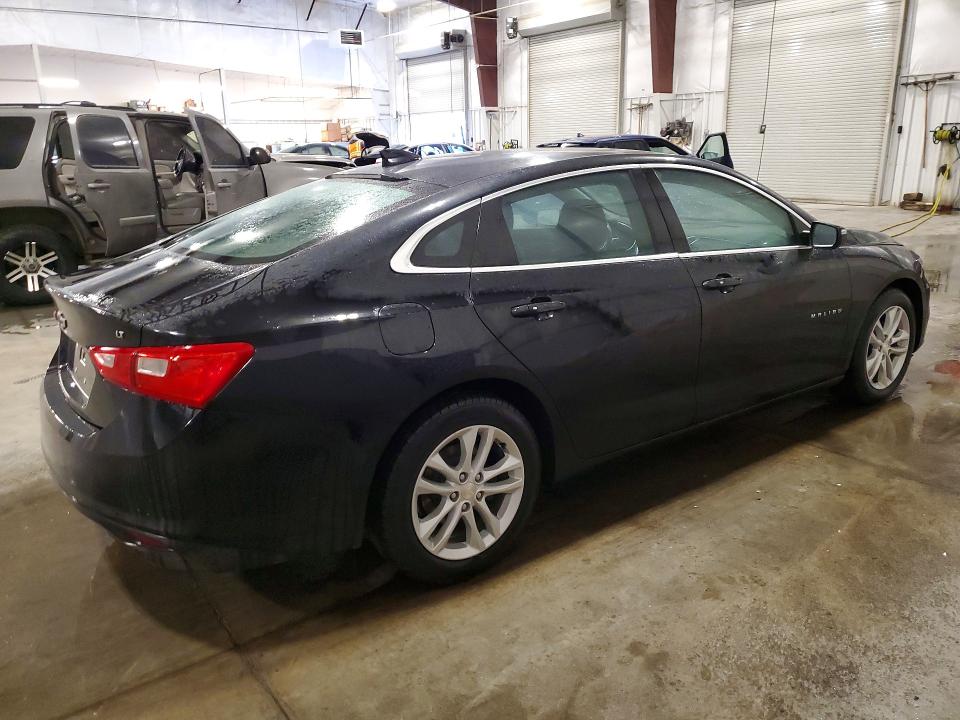 Photo 3 from auction – 2016 CHEVROLET MALIBU with VIN 1G1ZE5ST5GF329628