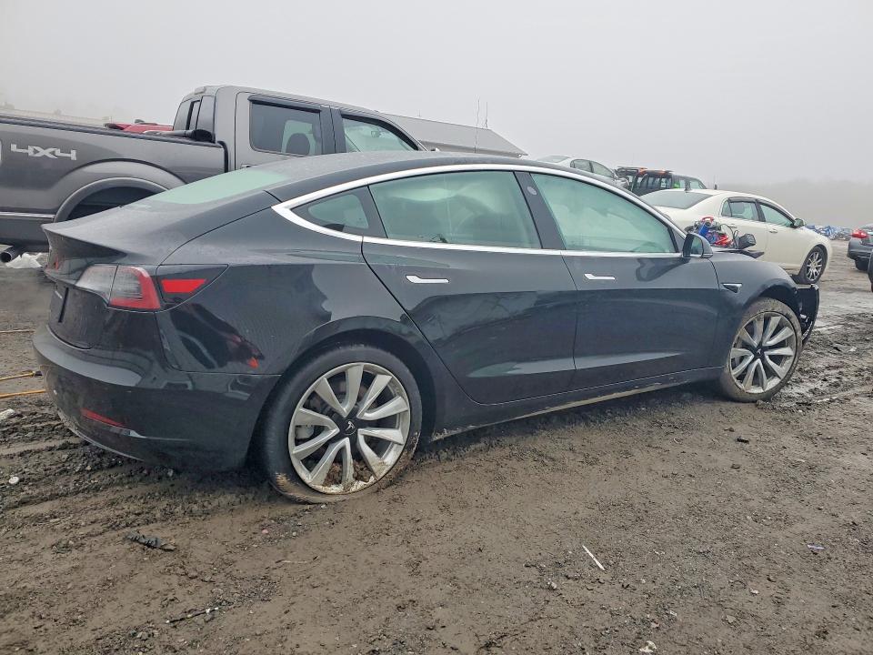 Photo 3 from auction – 2020 TESLA MODEL 3 with VIN 5YJ3E1EA4LF709249