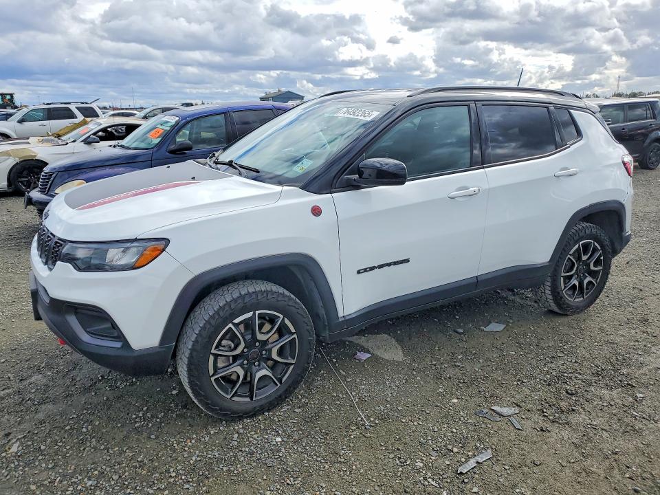 JEEP COMPASS 2025 with VIN 3C4NJDDN0ST525193 - Photo from auction