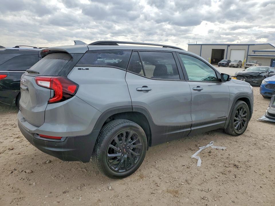 Photo 3 from auction – 2024 GMC TERRAIN with VIN 3GKALMEGXRL385595