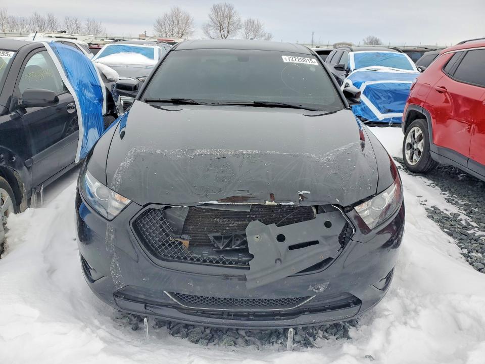 Photo 5 from auction – 2015 FORD TAURUS SHO with VIN 1FAHP2KTXFG169028
