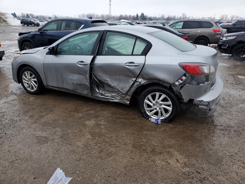 Photo 2 from auction – 2012 MAZDA 3 with VIN JM1BL1V73C1551890
