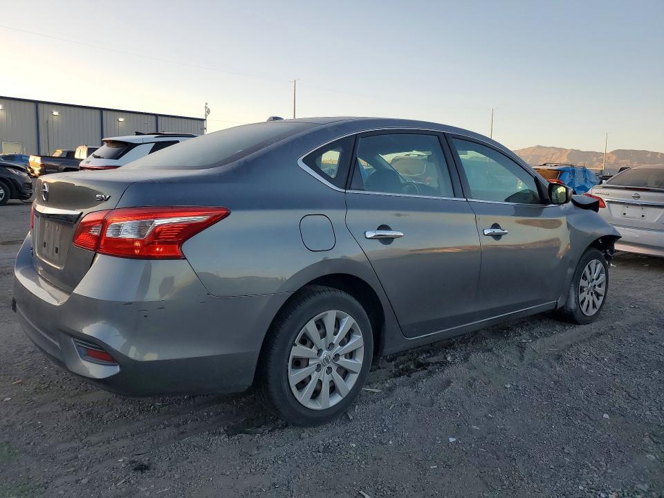Photo 3 from auction – 2017 NISSAN SENTRA with VIN 3N1AB7AP6HY293359