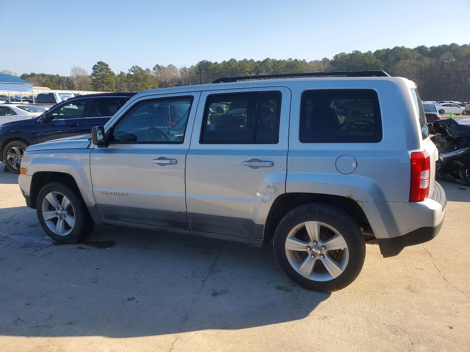 Photo 2 from auction – 2011 JEEP PATRIOT with VIN 1J4NT1GB8BD119656