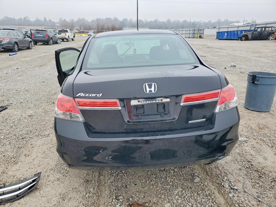 Photo 6 from auction – 2012 HONDA ACCORD with VIN 1HGCP2F61CA154507