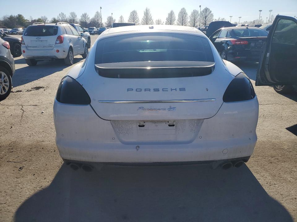 Photo 6 from auction – 2010 PORSCHE PANAMERA with VIN WP0AB2A74AL062507