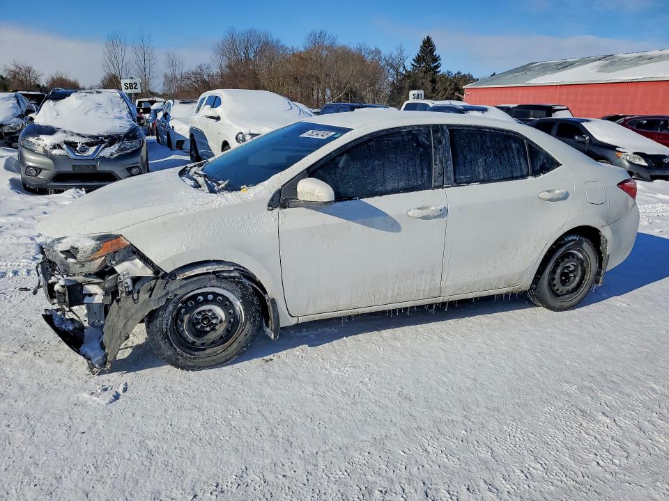 TOYOTA COROLLA L 2018 with VIN 2T1BURHE4JC117699 - Photo from auction