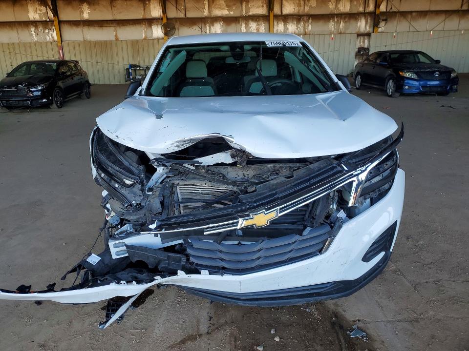 Photo 5 from auction – 2022 CHEVROLET EQUINOX with VIN 2GNAXHEV6N6104615