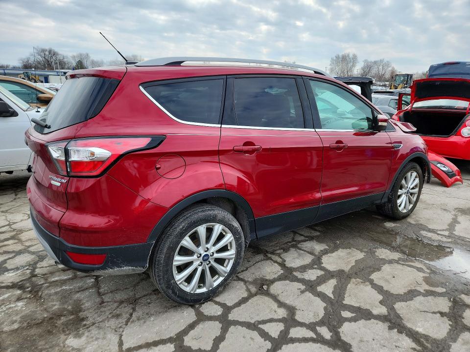 Photo 3 from auction – 2017 FORD ESCAPE TIT with VIN 1FMCU0JD5HUD10924
