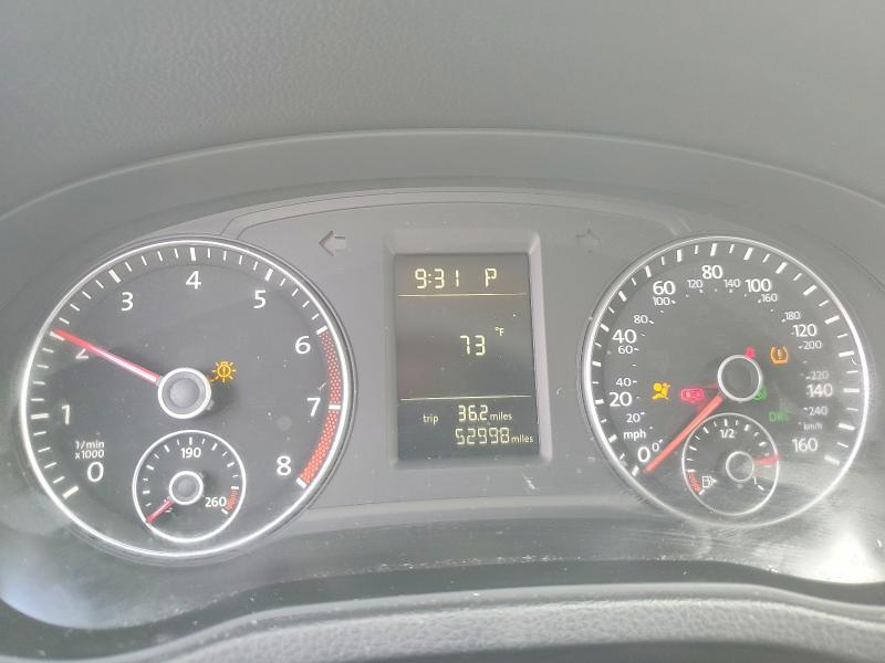 Photo 9 from auction – 2015 VOLKSWAGEN PASSAT with VIN 1VWAS7A33FC050265