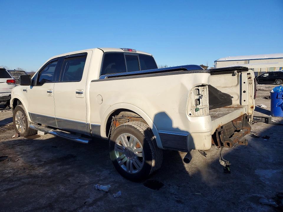 Photo 2 from auction – 2006 LINCOLN MARK LT with VIN 5LTPW18516FJ18418
