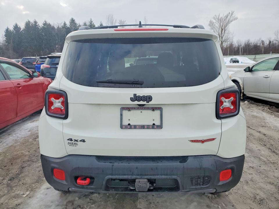 Photo 6 from auction – 2015 JEEP RENEGADE with VIN ZACCJBCT5FPB80834