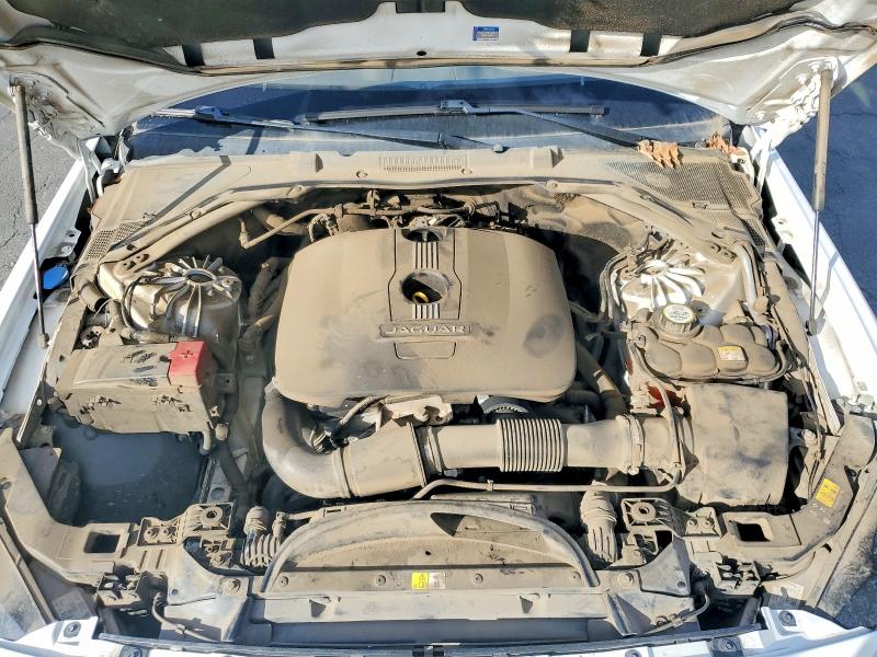 Photo 11 from auction – 2017 JAGUAR XE with VIN SAJAD4BG0HA961361