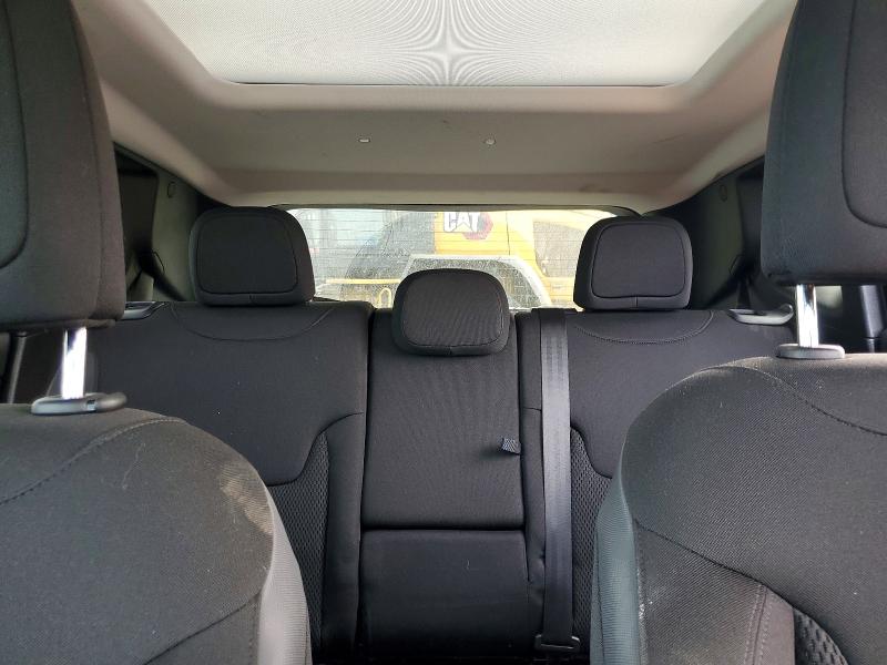 Photo 10 from auction – 2018 JEEP RENEGADE with VIN ZACCJBBB6JPH70235
