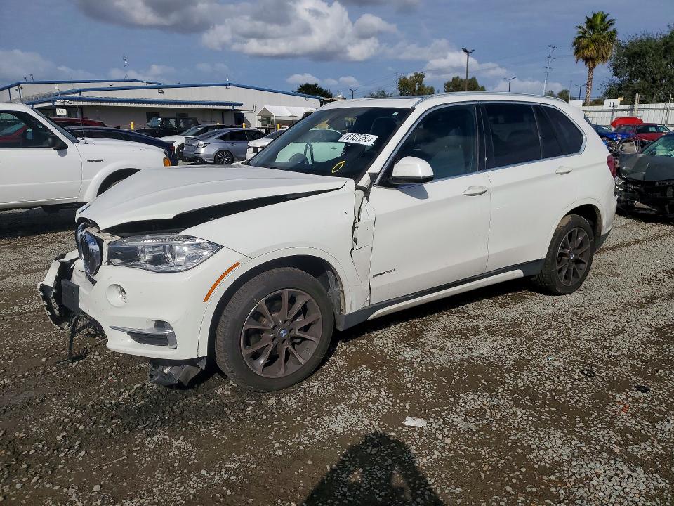 BMW X5 2017 with VIN 5UXKR2C59H0U19265 - Photo from auction